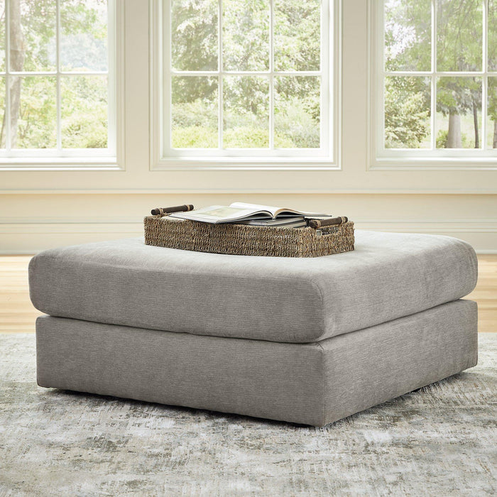 Avaliyah Oversized Accent Ottoman